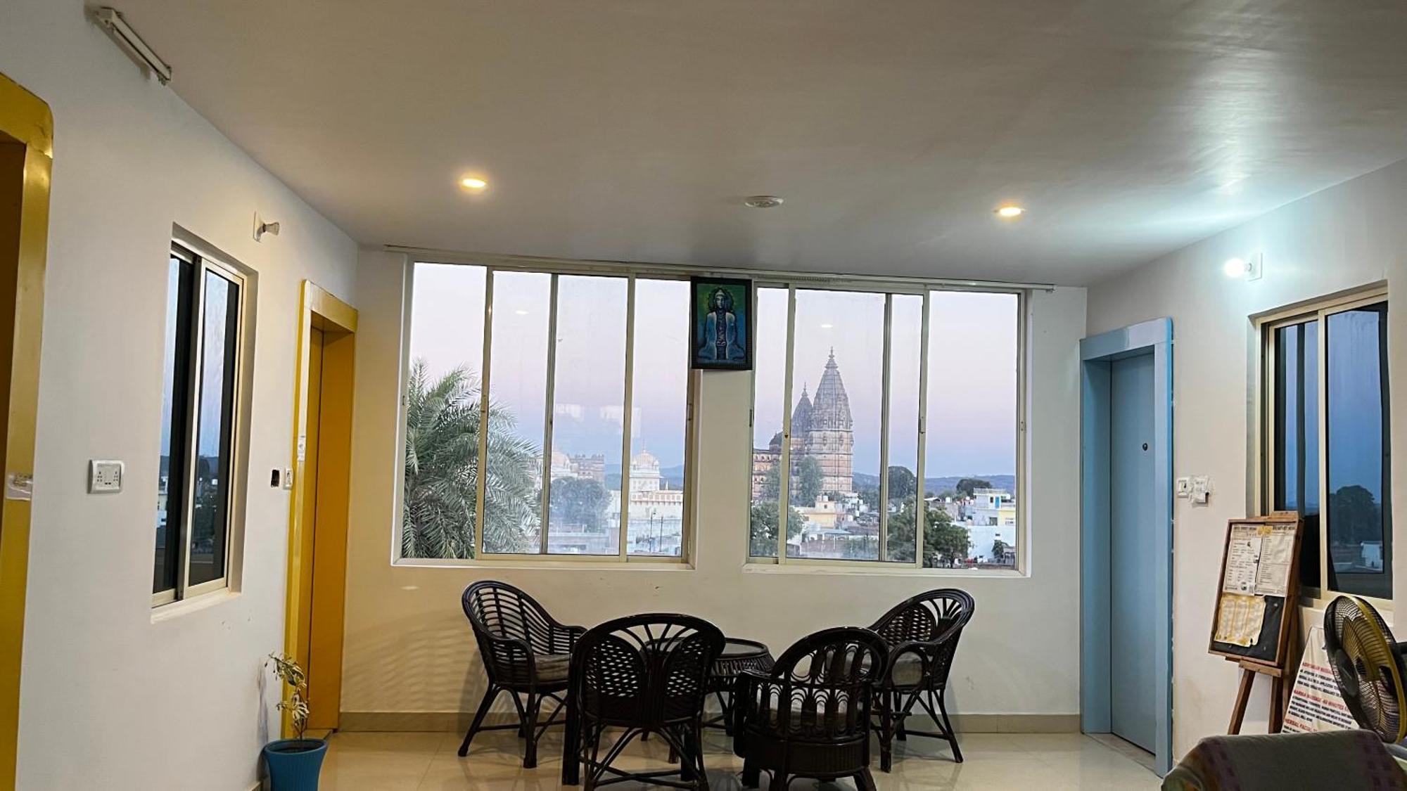 Hotel Sunset Orchha Exteriör bild